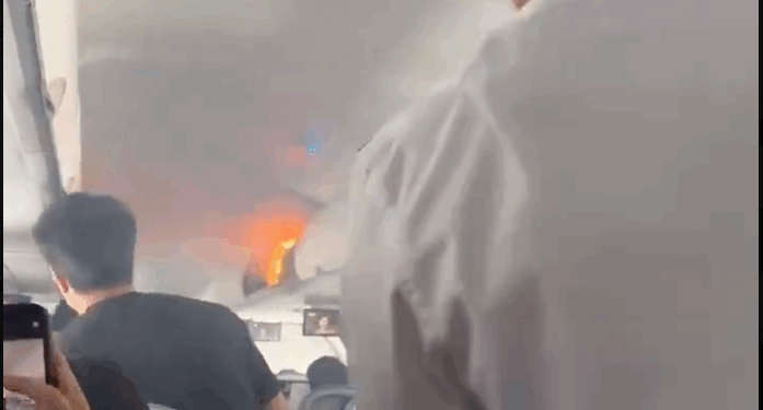 Terrore in volo: incendio a bordo del volo Air China, esplode una batteria al litio